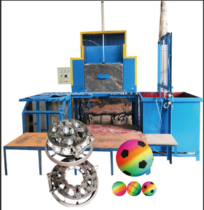 Machine de moulage rotatif intelligente pour balles arc-en-ciel, à <span class=keywords><strong>prix</strong></span> de gros compétitif, pour la production de balles de sport robustes - Product Image 1