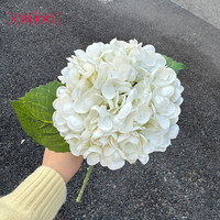 Bunga Hydrangea Kuning Muda DC112 Sentuhan Asli Buatan untuk Dekorasi Rumah, Pernikahan, dan Acara
