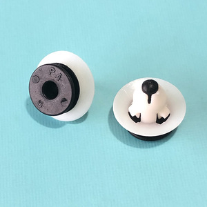 Volvo <b>Car</b> <b>Clip</b> 30653441 For C70 XC60 XC70 XC90 Floor Tray Trunk Trim Fastener - Product Image 4