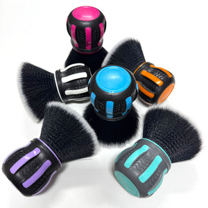 Cepillos Suaves para Detallado de Automóviles, Cepillo de Limpieza para Aire Acondicionado de Automóvil con Cabezal Grande, Mango Desmontable, Cepillo para Quitar el Polvo - Product Image 2