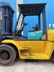 Le chariot élévateur de moteur diesel de KOMATSU de 10 tonnes a employé la bonne condition de travail Offre Spéciale comprenant la combustion interne de pompe de composants de noyau - Product Image 3