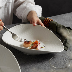Ensemble <span class=keywords><strong>de</strong></span> bols à <span class=keywords><strong>salade</strong></span> en céramique avec motif <span class=keywords><strong>de</strong></span> graines <span class=keywords><strong>de</strong></span> melon suspendues, nouveau design créatif moderne simple haut <span class=keywords><strong>de</strong></span> gamme, luxe léger, blanc, pour <span class=keywords><strong>salade</strong></span> <span class=keywords><strong>de</strong></span> fruits - Product Image 3
