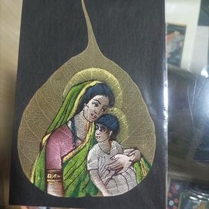 Peinture artisanale haut de gamme à l'effigie de feuilles avec finition texturée détaillée pour la décoration intérieure, les boutiques et le marché des cadeaux - Product Image 6