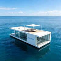Maison flottante compacte de 20 pieds, cabine modulaire préfabriquée pour maison de vacances sur lac ou rivière
