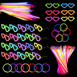 <span class=keywords><strong>Épée</strong></span> lumineuse LED rétractable en quatre sections pour fêtes, accessoire de cheerleading, jouet lumineux néon, fournitures fantaisie en gros - Product Image 6