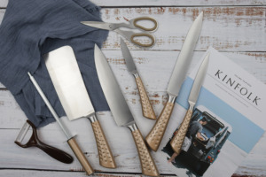 TUOMEI Chất Lượng Cao 8 Cái Dao Nhà Bếp Thiết Lập Mô Hình Sao Hollow Xử Lý Knife Set Với Acrylic Knife <span class=keywords><strong>Block</strong></span> Trong Hộp Đầy Màu Sắc - Product Image 4