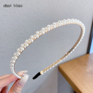 OEM Faux Artificial Pearl Elastic Lady Hair Bands Tocado Chica <span class=keywords><strong>Maquillaje</strong></span> Diadema Flor Perla Diadema Para Mujeres - Product Image 1