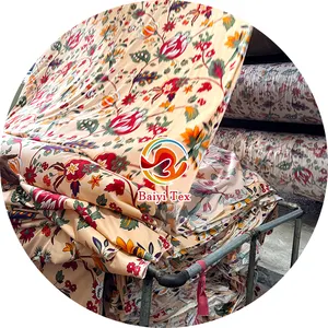 중국 공급자 극세사 100% 폴리 에스테르 침대 시트 직물 롤 telas al por 시장 섬유 직물 인쇄