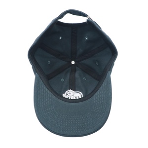 Gorra de Béisbol con Logotipo Bordado en 3D de 6 Paneles, Personalizada OEM, Azul Marino, Sin Estructura, 100% Algodón, Gorra Estilo Dad para Exteriores - Product Image 6