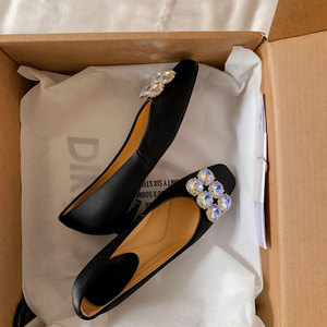 XINZI pioggia Logo <span class=keywords><strong>scarpe</strong></span> da Ballerina in pelle personalizzate <span class=keywords><strong>con</strong></span> punta quadrata Mary Janes <span class=keywords><strong>tacco</strong></span> basso 1.5cm <span class=keywords><strong>scarpe</strong></span> da ballo donna <span class=keywords><strong>tacco</strong></span> <span class=keywords><strong>con</strong></span> cristallo - Product Image 4