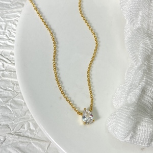 Collar con colgante de lágrima de moda para mujer, chapado en oro de 18 quilates, con pequeño dije de pera, circonita cúbica, joyería de moda al por mayor - Product Image 2