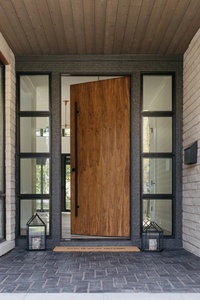 Portes d'<span class=keywords><strong>entrée</strong></span> principales contemporaines personnalisées en bois, couleur grain de bois, porte pivotante pour maisons, porte d'<span class=keywords><strong>entrée</strong></span> extérieure sécurisée - Product Image 2