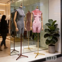 Koreanischer Stil FRP Halbkörper-Schaufensterpuppe Weibliches Modell Kopf-Displayständer für Hochzeitskleider und Schneidergebrauch