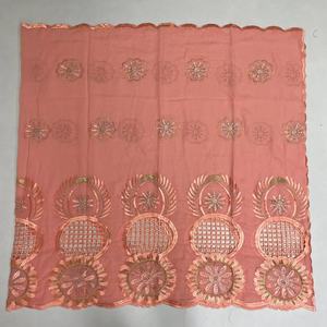 Voile Hijab SE-25 Mayclothing en Coton de Luxe Brodé de Dentelle et Strass pour Femmes Musulmanes - Product Image 4
