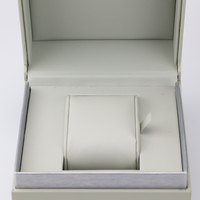 Boîte cadeau carrée de luxe personnalisée TIME TOKEN en carton blanc avec doublure en cuir PU pour montre, fabricant d'emballages en papier