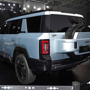 2025ใหม่ BYD เสือดาว8รถใหม่ระดับสูง AWD SUV รถสมการเสือดาวโดรนติดตั้ง - Product Image 1