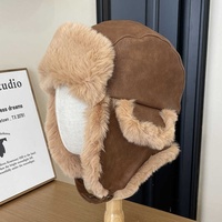 Chapeau d'aviateur d'hiver en cuir PU épais avec doublure polaire résistant au froid pour le cyclisme Protection des oreilles Style nord-est Pull en peluche
