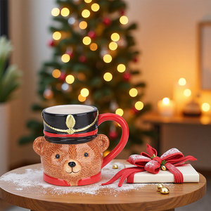 Tazas de Cerámica con Animales Esculpidos en 3D de Redeco Wholesale, Diseño de Vaca Highland y Oso Guardián, Logotipo Personalizado al por Mayor para Hoteles, Cafés, Regalos Corporativos y Navideños - Product Image 2