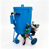 Pot de sablage mobile industriel à eau pour le nettoyage abrasif des surfaces extérieures