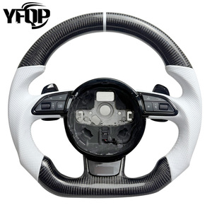 สำหรับรถออดี้รุ่นใหม่ TT TTS TTRS <span class=keywords><strong>R8</strong></span>พวงมาลัยสปอร์ตไฟ LED วัสดุคาร์บอนไฟเบอร์ - Product Image 3