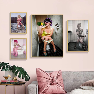 Impresiones en Lienzo de Mujer y Hombre en un Baño Moderno, Póster de Arte de Pared en Blanco y Negro - Product Image 4