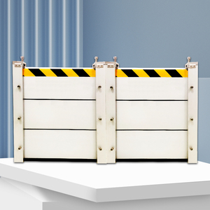 Barrière de défense contre les inondations, en aluminium robuste de qualité industrielle, pour les infrastructures critiques et la protection des rives des rivières - Product Image 1