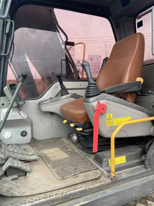 Excavatrice Volvo EC120D d'occasion de haute qualité à bas prix, modèle 2022, importée d'origine, 12 tonnes, hydraulique, sur chenilles, avec moteur et boîte de vitesses - Product Image 4