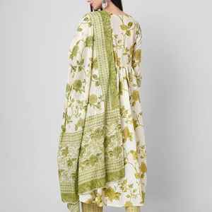 Alya más vendido corte bellamente decorado con estampado Kurti pantalón con Dupatta para Festival y fiesta - Product Image 4