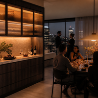 Buffet de salle à manger encastré moderne et personnalisé avec porte vitrée, casier à vin et unité de rangement à tiroirs