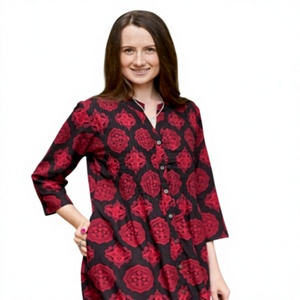 Robe maxi en coton modal faite à la main avec imprimé ajrakh et plumes de paon, robe bohème d'été - Product Image 1