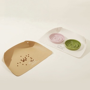 Tapete de Cuero PU Impermeable y Resistente al Aceite para Mascotas, Antideslizante, de Grado Alimenticio, Fácil de Limpiar, para Perros y Gatos - Product Image 2