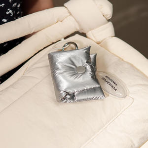 Estilo de chaqueta de diseñador para funda de <span class=keywords><strong>AirPods</strong></span>-Protección Premium para <span class=keywords><strong>AirPods</strong></span> 4/<span class=keywords><strong>3</strong></span>/Pro 2-Minimalista y a prueba de golpes - Product Image 4