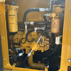 Potente excavadora usada CAT312D2GC con motor de giro original para tareas de dragado de embalses y ensanchamiento de canales. - Product Image 6