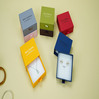 Boîte à bijoux et montres de luxe légère, boîte cadeau carrée à tiroir, pour collier et montre, en carton rigide, impression premium, logo en relief