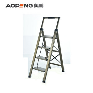 Aopeng Vente en gros Prix bas Échelle en <span class=keywords><strong>aluminium</strong></span> portable de sécurité à <span class=keywords><strong>5</strong></span> <span class=keywords><strong>marches</strong></span> Échelle à <span class=keywords><strong>marches</strong></span> avec main courante - Product Image 4