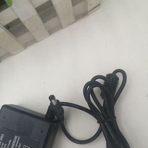 Adaptateur AC/DC 19V 4.74A 89.06W pour alimentation d'ordinateur portable noir fabriqué en Chine - Product Image 2