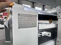 Couteau vibrant CCD entièrement automatique XK 1122 avec alimentateur 220V 500kg pour la découpe