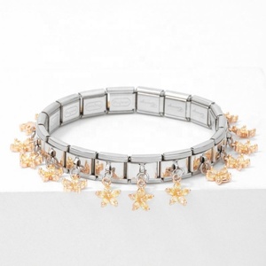 Pulsera de Eslabones con Dijes Italianos de Acero Inoxidable 316L Chapado en Oro, con Cierre de Gancho - Accesorio de Moda Unisex - Product Image 5