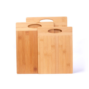 Vente directe d'usine de planches à découper, de planches à hacher et de dalles en bambou avec poignées. Ensemble trois pièces - Product Image 4