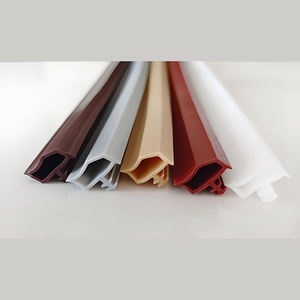 Dénudage <span class=keywords><strong>de</strong></span> porte en bois massif avec joint <span class=keywords><strong>de</strong></span> porte en bois moulé en caoutchouc TPE Bande <span class=keywords><strong>de</strong></span> caoutchouc d'étanchéité pour <span class=keywords><strong>installation</strong></span> à fente - Product Image 1