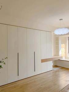 Armario Moderno Minimalista Blanco Independiente, Construcción Robusta, Fácil Montaje para Espacios de Vida - Product Image 5