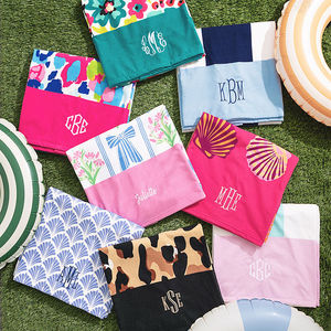 Serviettes <span class=keywords><strong>de</strong></span> plage personnalisées en microfibre, serviettes <span class=keywords><strong>de</strong></span> <span class=keywords><strong>bain</strong></span> anti-transpiration, serviettes <span class=keywords><strong>de</strong></span> piscine promotionnelles en couleur intégrale - Product Image 1
