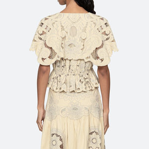 Ensemble robe et haut élégant sur mesure avec broderie florale OEM, luxueux ensemble deux pièces en lin et coton - Product Image 4