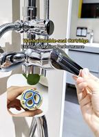 Ensemble de douche gris de luxe contemporain en chrome poli pour villa, maison, appartement, hôtel, avec robinet thermostatique, jet doux, pluie et fonction pause