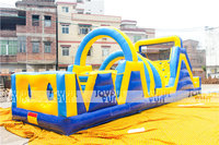 Parcours d'obstacles gonflable JOYFUL FUN pour intérieur et extérieur
