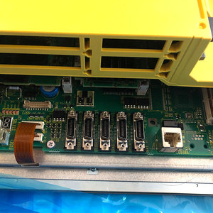 A02B-0319-B500 A02B-0319-B502 คอนโทรลเลอร์ FANUC Oi TD ระบบ CNC ของแท้ใหม่ A02B0319B500 A02B0319B502 - Product Image 3