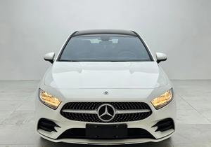 <span class=keywords><strong>Mercedes</strong></span>-Benz <span class=keywords><strong>Clase</strong></span> <span class=keywords><strong>A</strong></span> <span class=keywords><strong>A</strong></span> <span class=keywords><strong>180</strong></span> L Sport Sedan 2020 - Product Image 2