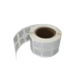 Getsmart |   2025 Mini-étiquette UHF RFID ISO durable, longue portée, imprimable, inscriptible, réutilisable, enlayeuse humide 71x71mm pour carte de membre - Product Image 3