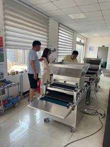 Semoir automatique pour <span class=keywords><strong>semis</strong></span> en plateau avec plateau arroseur pour <span class=keywords><strong>semis</strong></span> <span class=keywords><strong>de</strong></span> légumes - Product Image 3