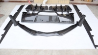 Kit carrosserie en fibre de carbone pour Chevrolet Corvette C7 : lèvre avant, diffuseur arrière, jupes latérales